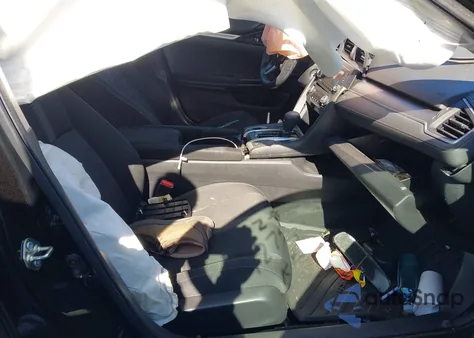 2016 Honda Civic Lx z USA, uszkodzony, nr VIN 19XFC2F56GE035384